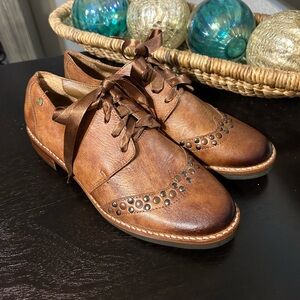Velez For Leather Lovers tan Brown ombré Studded Lace Up Loafers Size 38